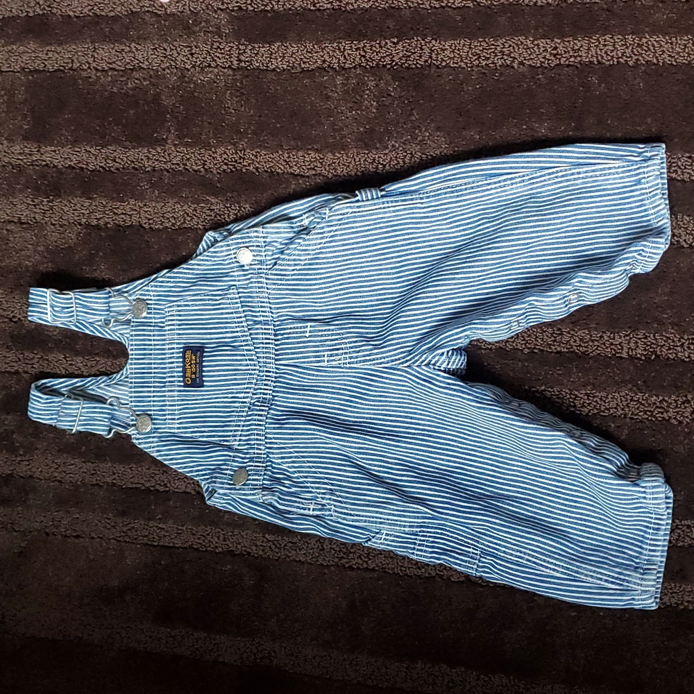 EUC OSHKOSH UNISEX OVERALLS